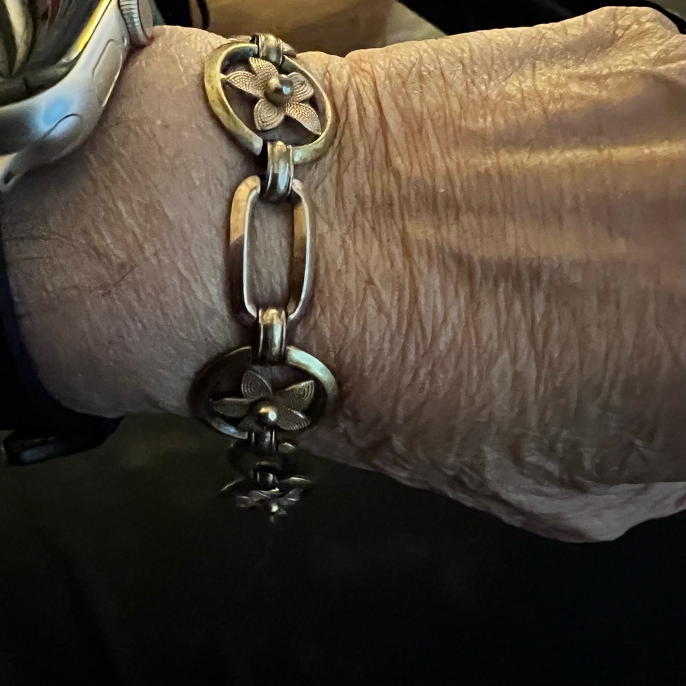 KREMENTZ Rose Gold Floral Vintage Bracelet 7” length